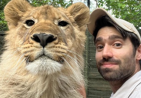 Dr Hunter, a hero in the animal kingdom Day in the life of a veterinarian - Vimarsana News