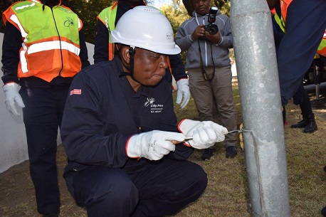 Mayor Herman Mashaba Fixes Street Lights.jpg